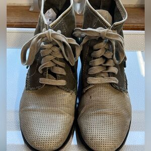 Diesel  Lace-Up Shoes in Green and Gray Size 8.5